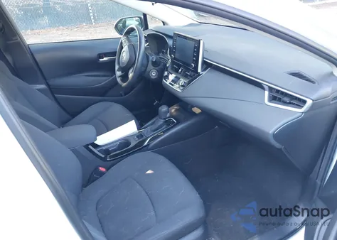 2020 Toyota Corolla Le z USA, uszkodzony, nr VIN 5YFEPRAE5LP085525